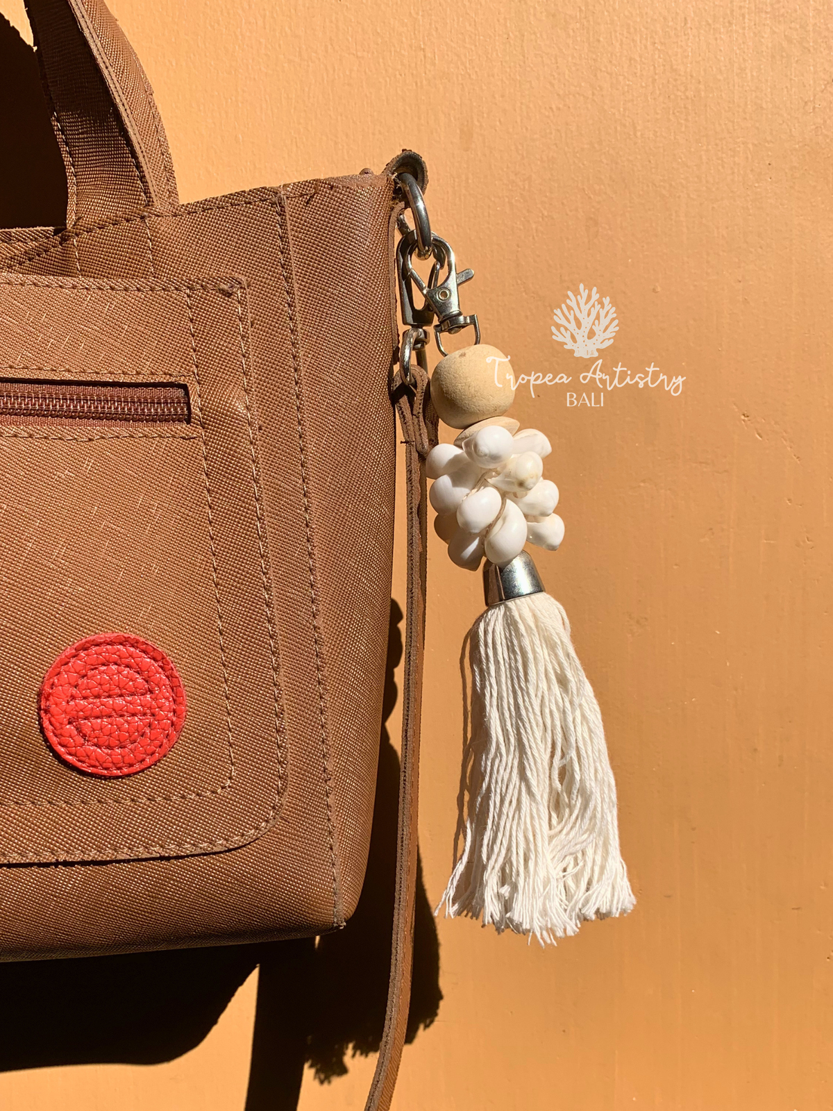Handmade White Shell Cluster Keychain 2