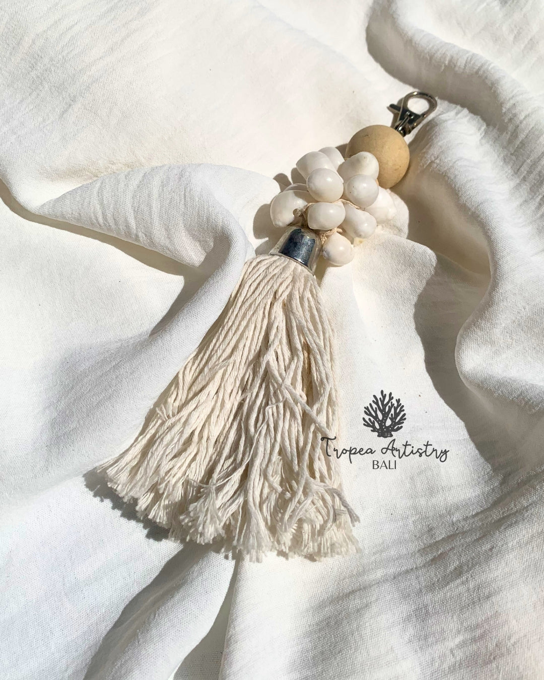 Handmade White Shell Cluster Keychain 3
